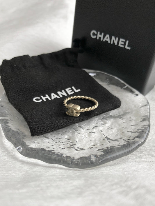 CHANEL Coco Mark Ring Gold Vintage nufau2