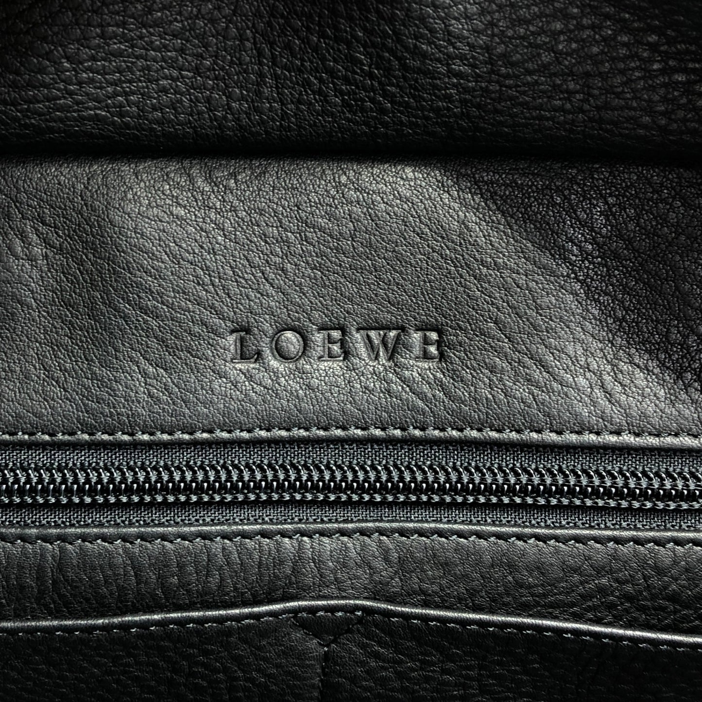 LOEWE Amazona28 Anagram Handbag Boston bag Black Vintage f8gywz