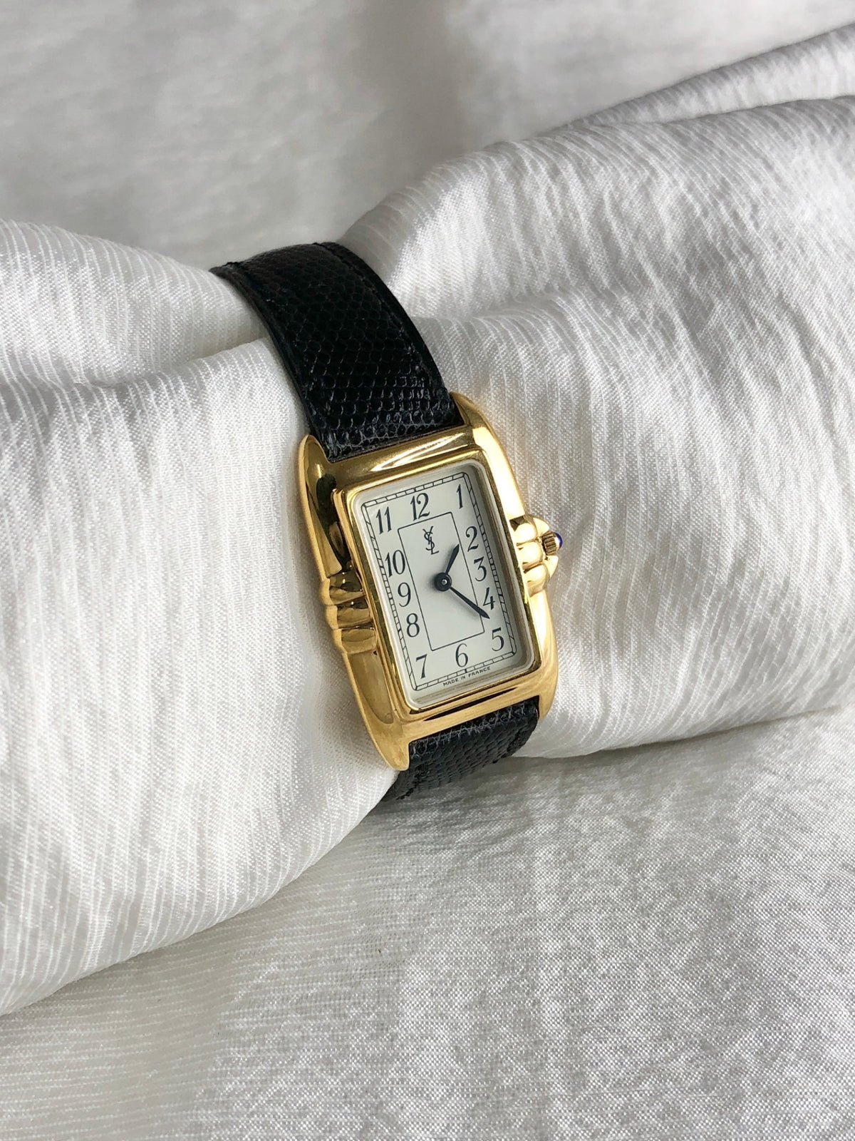 Yves Saint Laurent YSL Logo Watch Black×Gold Vintage 6utuhp