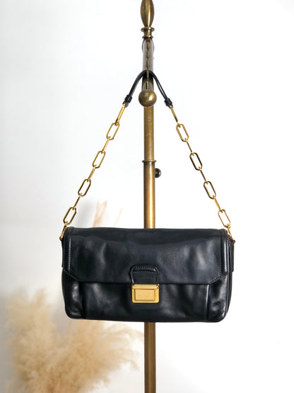 miumiu Turn Lock Chain Shoulder bag Black Vintage prsynv
