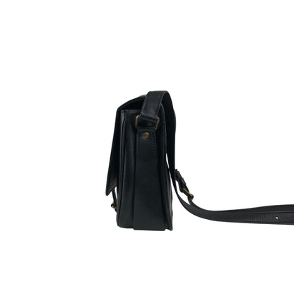 LOUIS VUITTON ルイヴィトン エピ  ショルダーバッグ ブラック LV レザー フロントバックル ipzw8h