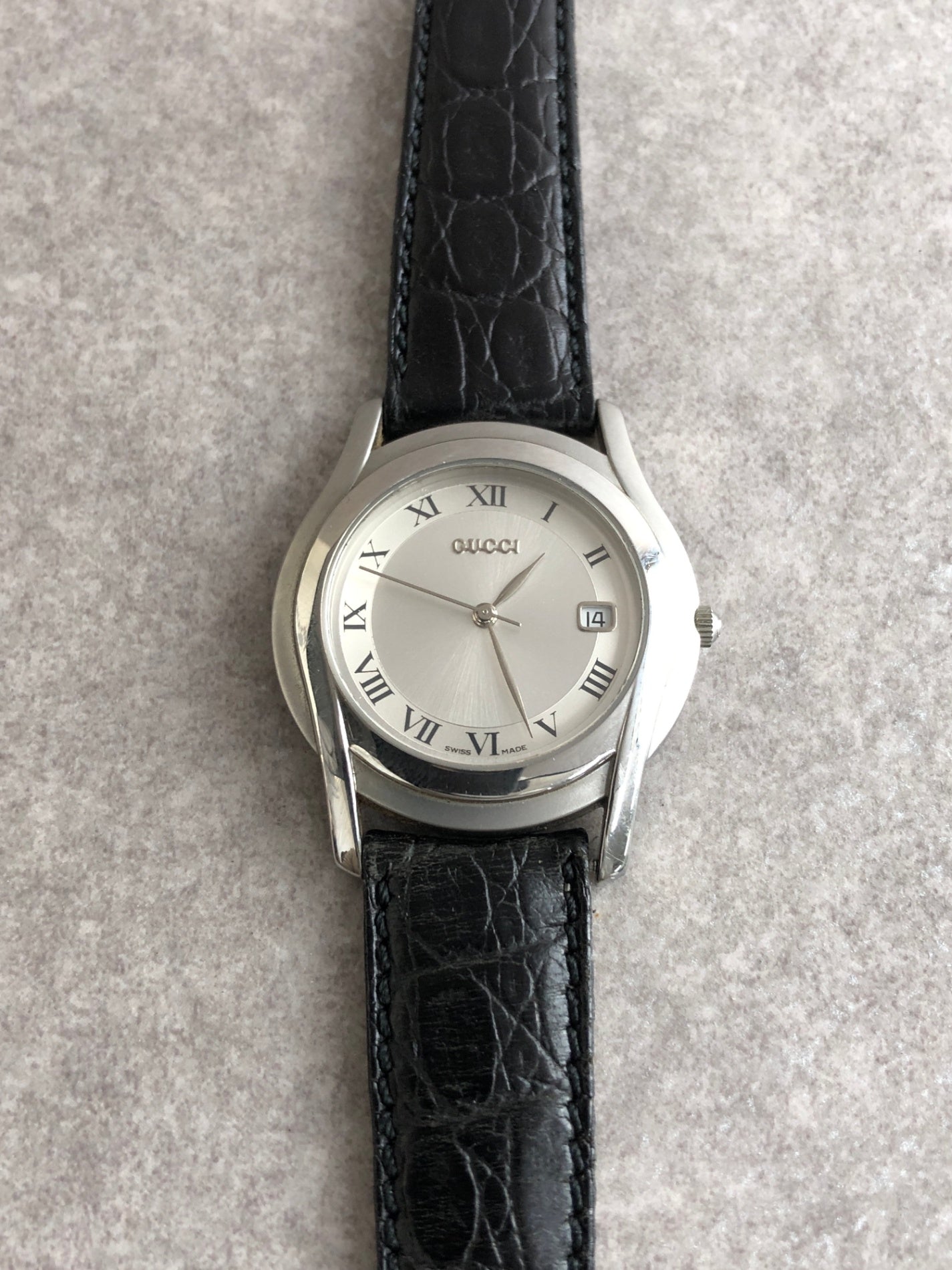 GUCCI Logo Watch Silver×Black 5500Ｍ Vintage 24mgta