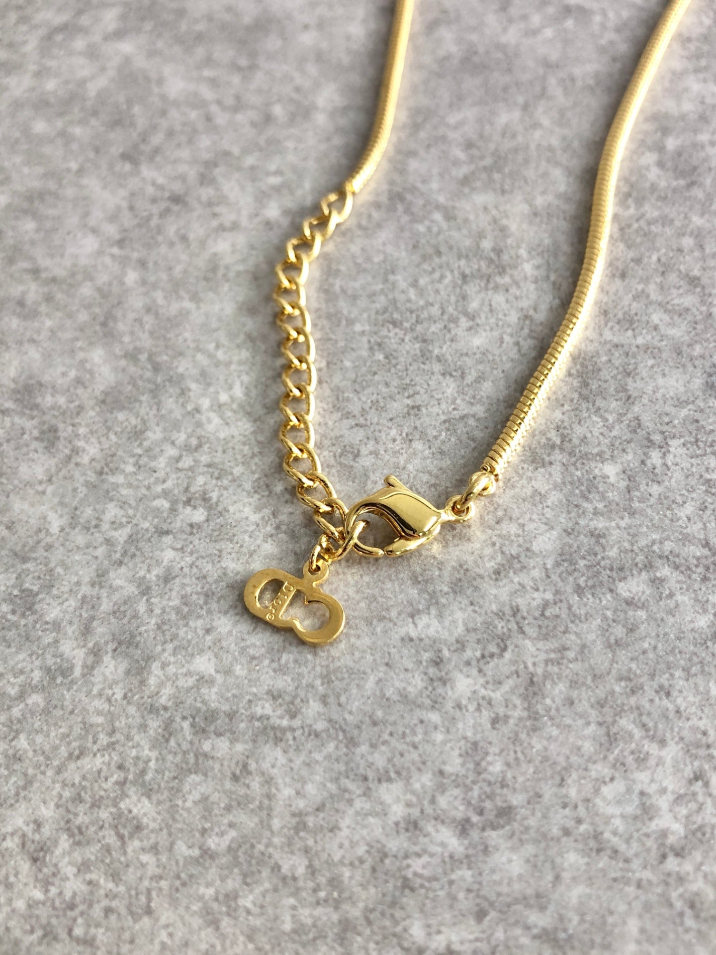 Christian Dior D Motif Necklace Gold Vintage ndfvy4