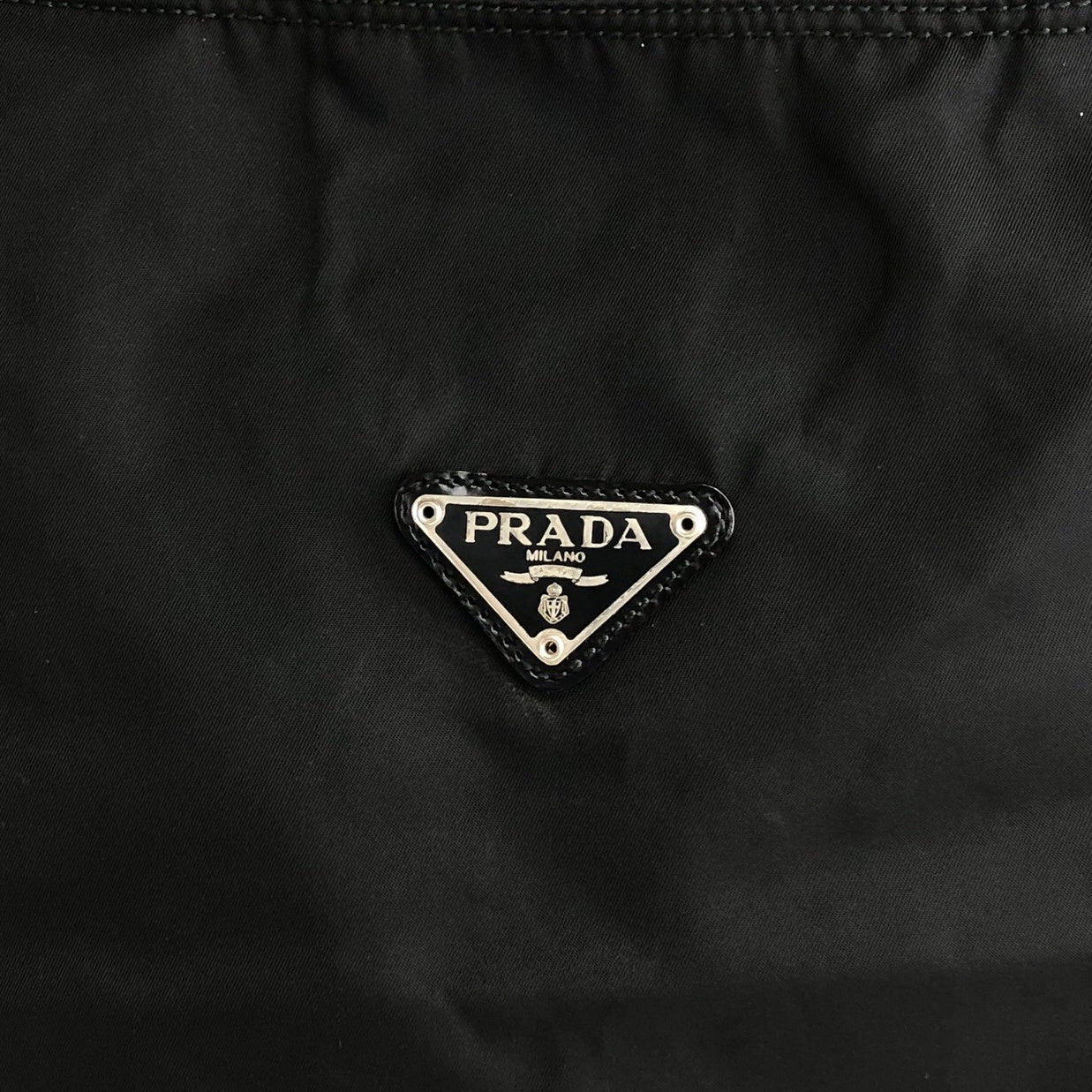 PRADA Triangle Logo Nylon Handbag Totebag Black Vintage e7h4td