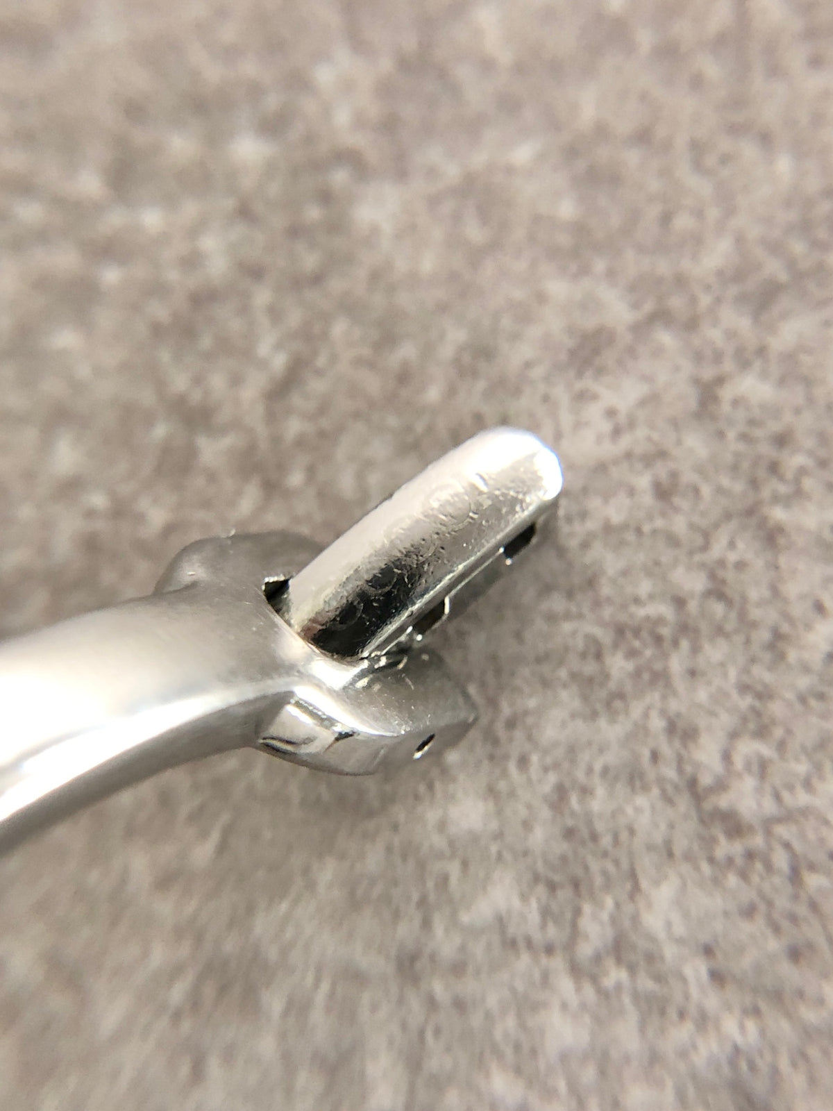 GUCCI Logo Quartz Watch Silver 6800L Vintage fuynkf