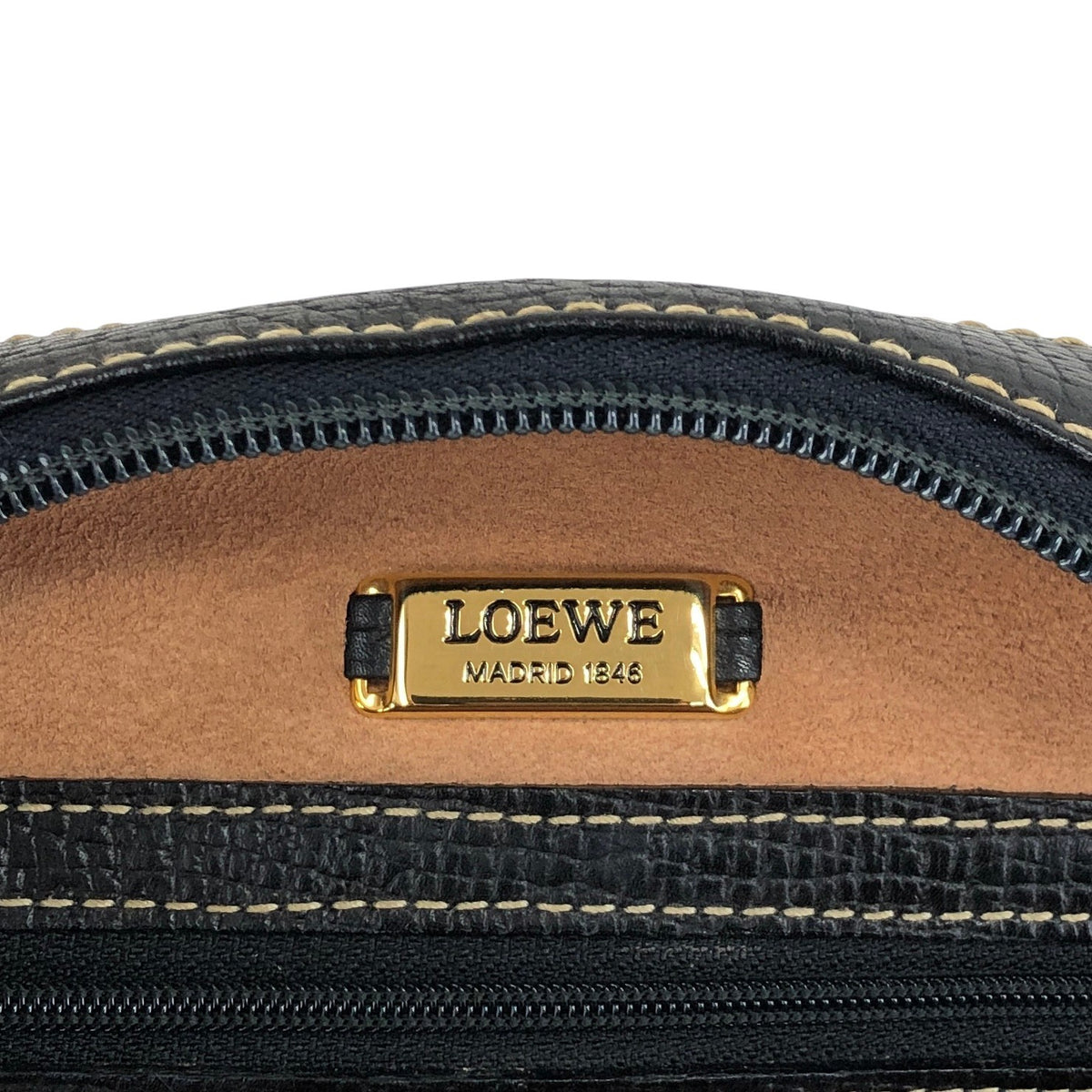 LOEWE Logo Embossed Handbag Black Vintage xuiewb