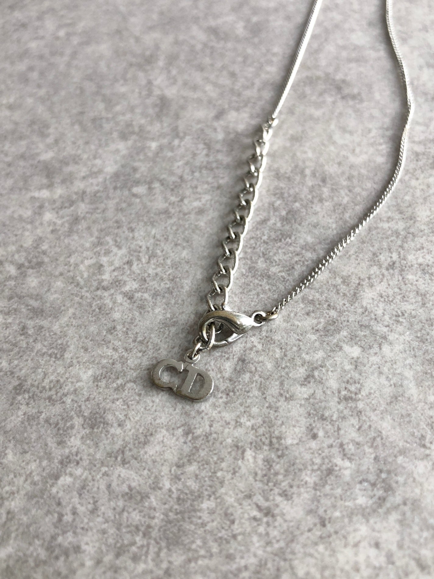 Christian Dior CD Logo Necklace Silver Vintage fyi7ir