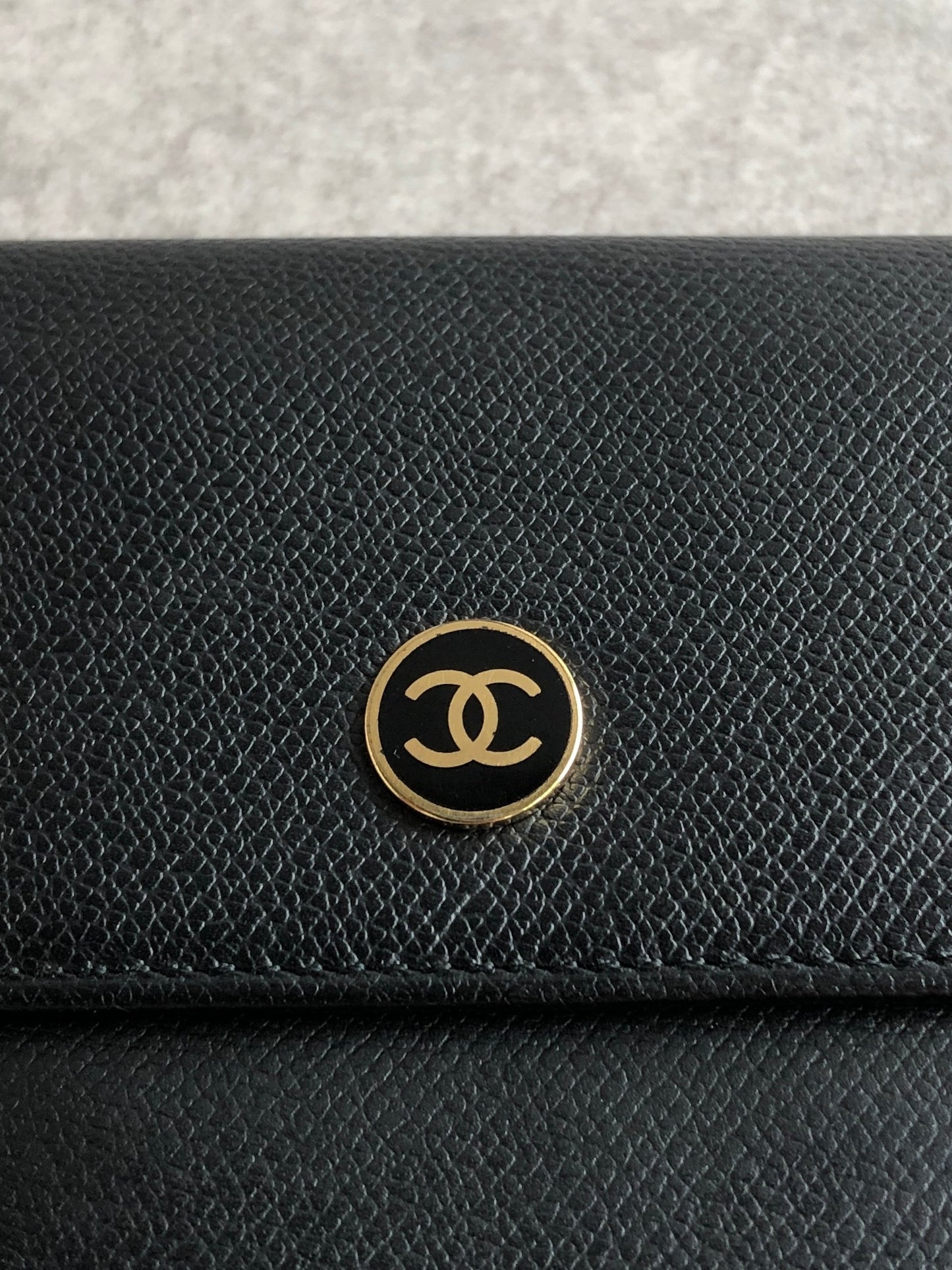 CHANEL Coco Mark Folded Wallet Black Vintage 5kt7pz