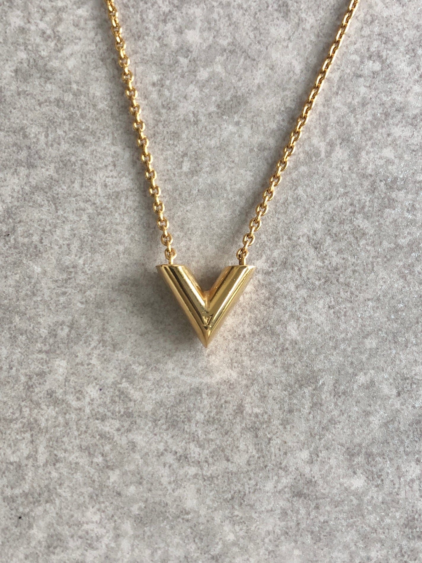 LOUIS VUITTON Necklace Gold Vintage rjpzsp