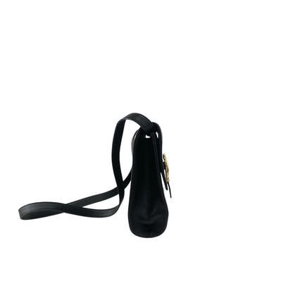 GUCCI Front Buckle Shoulder bag Black Vintage zbczdz