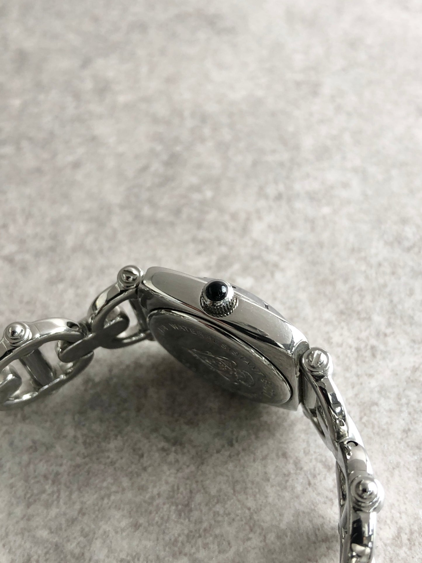 GUCCI Logo Quartz Watch Silver 6400L Vintage kph2tw