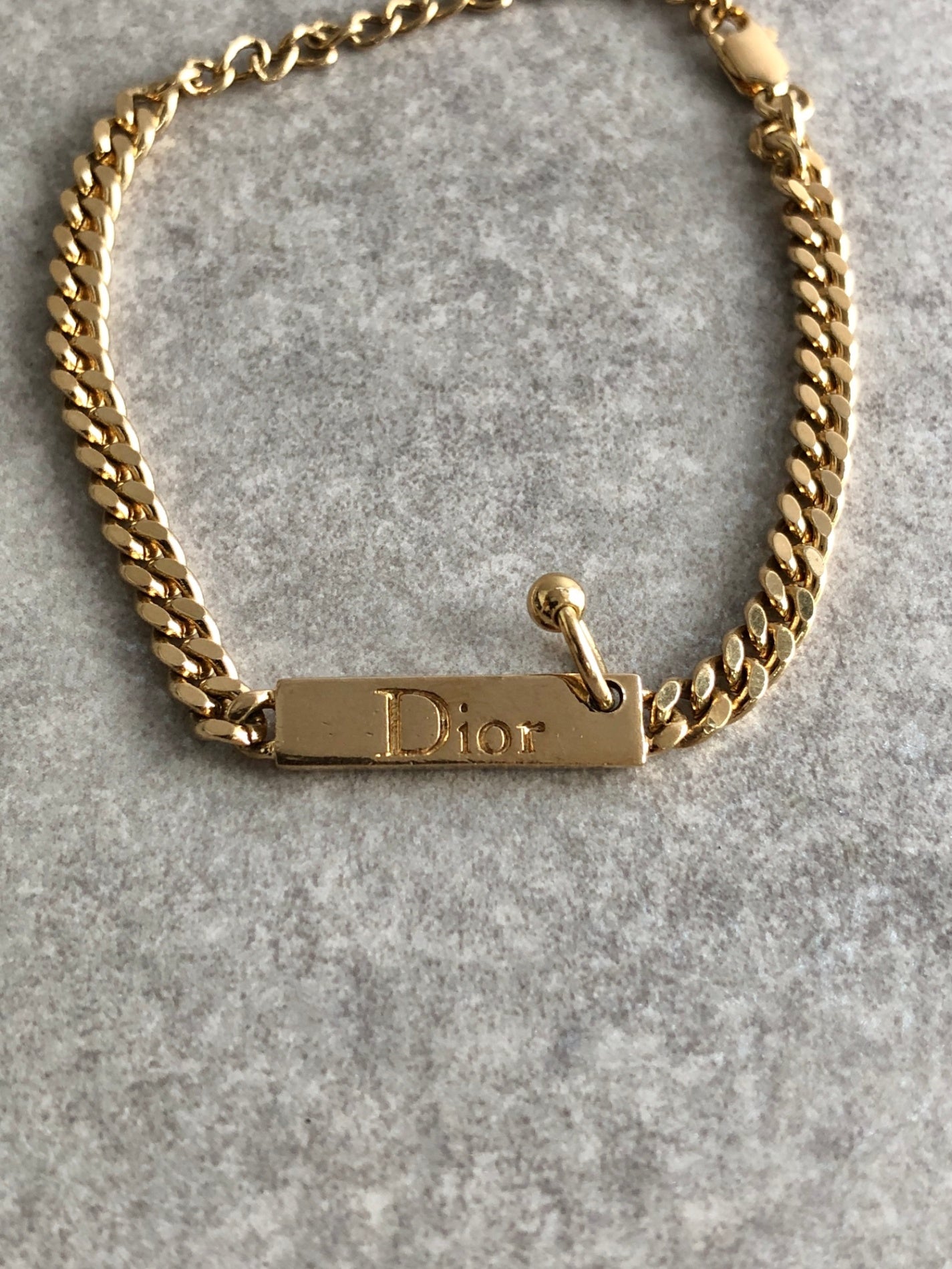 Christian Dior Logo Bracelet Gold Vintage vme2u5 – VintageShop solo