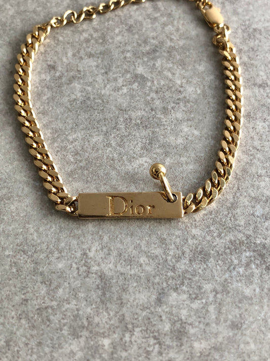 Christian Dior Logo Bracelet Gold Vintage vme2u5