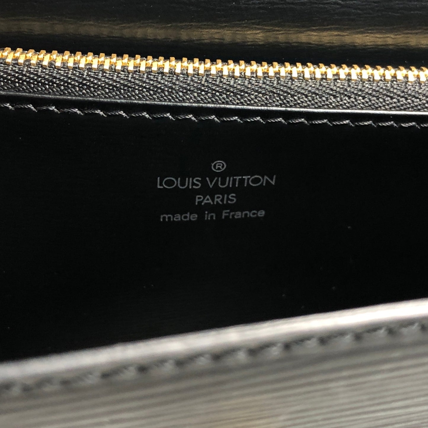 LOUIS VUITTON Epi Turn Lock Handbag Black Vintage u8cniv