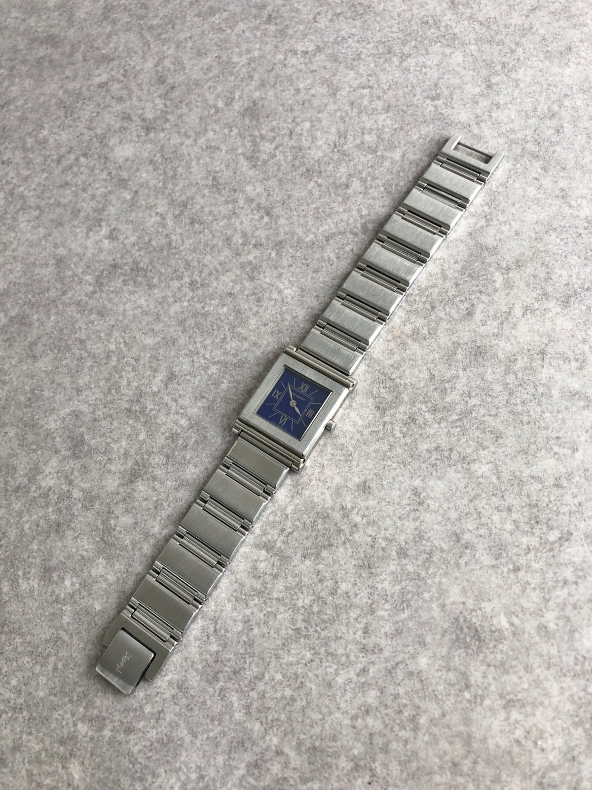 Yves Saint Laurent Logo Quartz Watch Silver Vintage c2rgcx