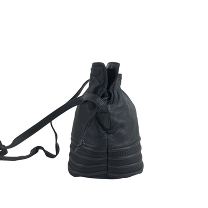 LOEWE Logo Drawstring Shoulder bag Black Vintage zu2rww