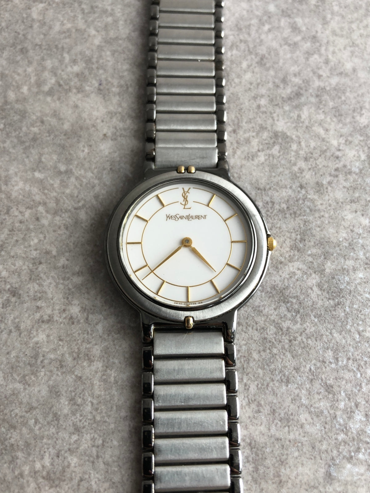 Yves Saint Laurent YSL Logo Quartz Watch Silver×Gold 4820-E62275Y Vintage 4ck8hy