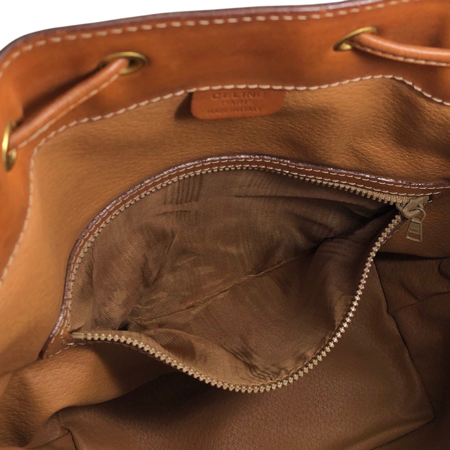 CELINE Macadam Blason Drawstring Shoulder bag Brown Vintage fmd3v6