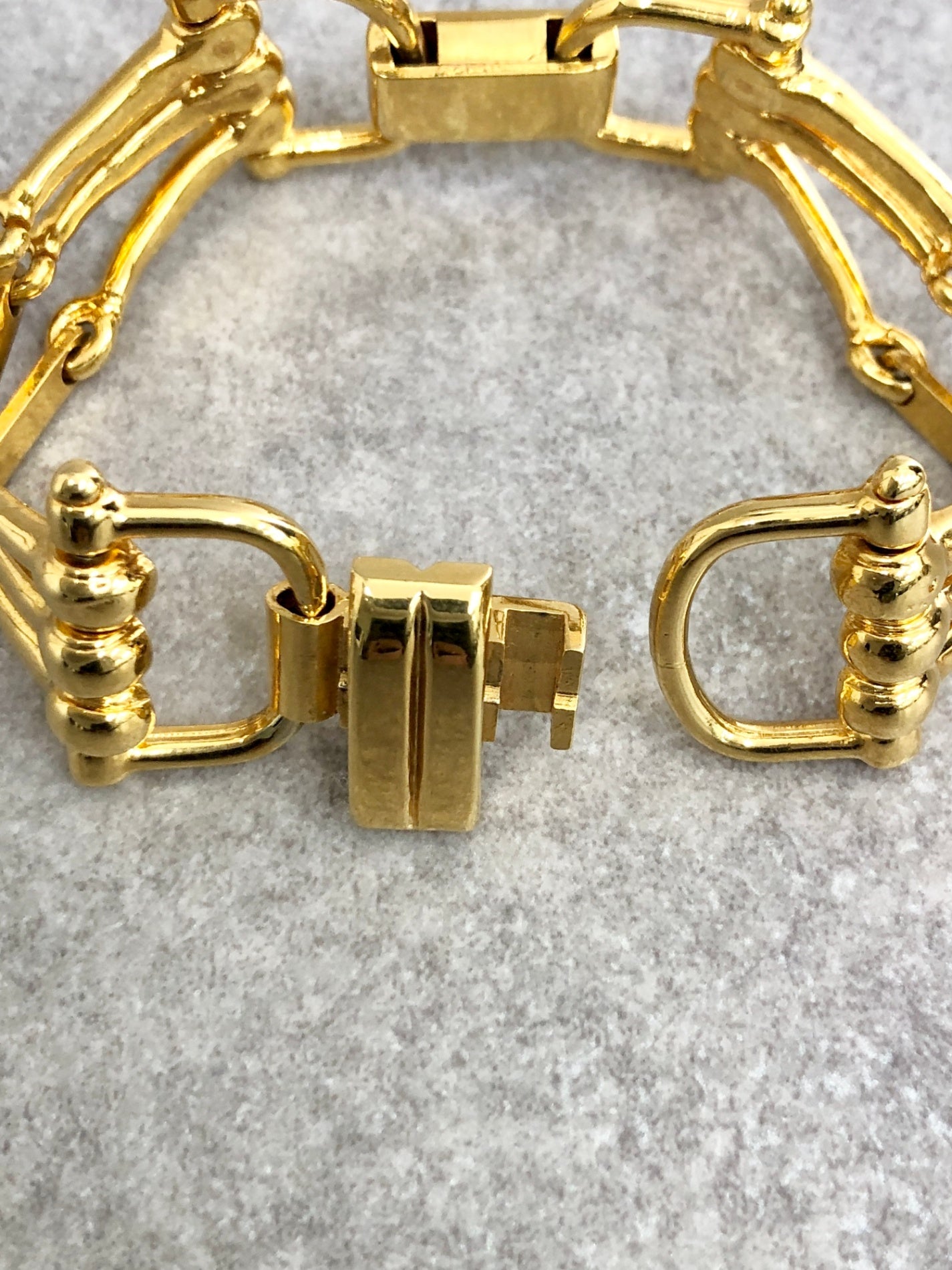 CELINE Horse Bit Bracelet Gold Vintage bc77dr