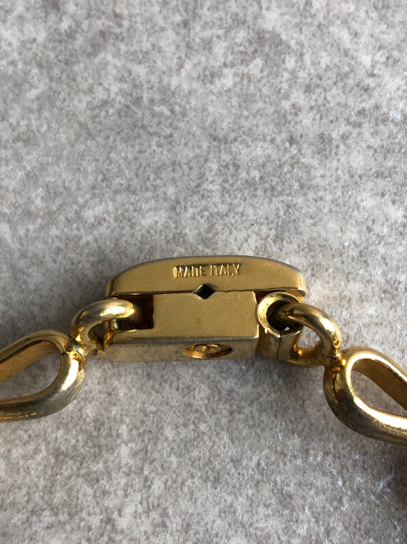 CELINE Blason Bracelet Gold Vintage zs6hm4