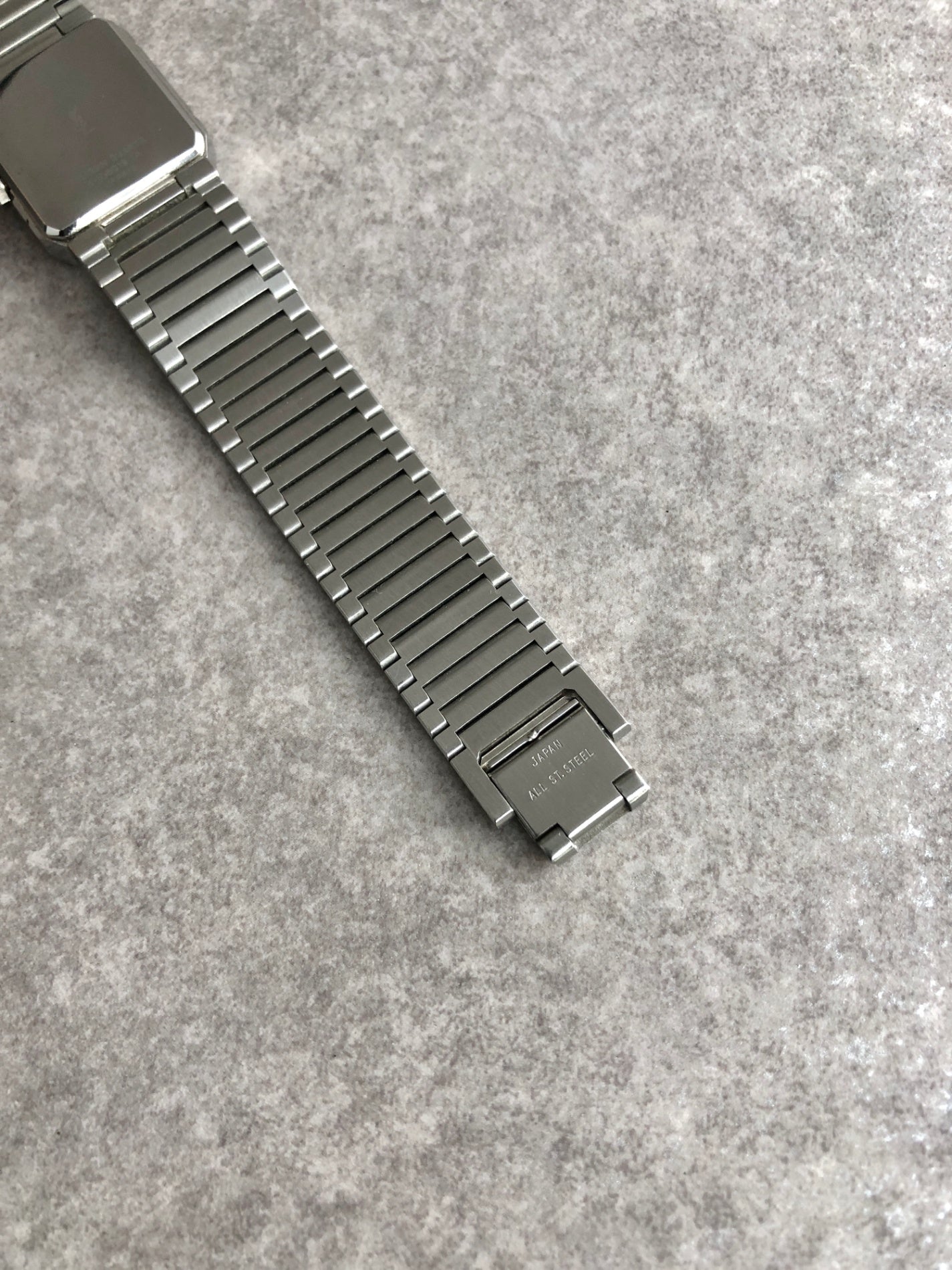 Yves Saint Laurent YSL Logo Watch Silver 4-108019TA Vintage pg8xvz