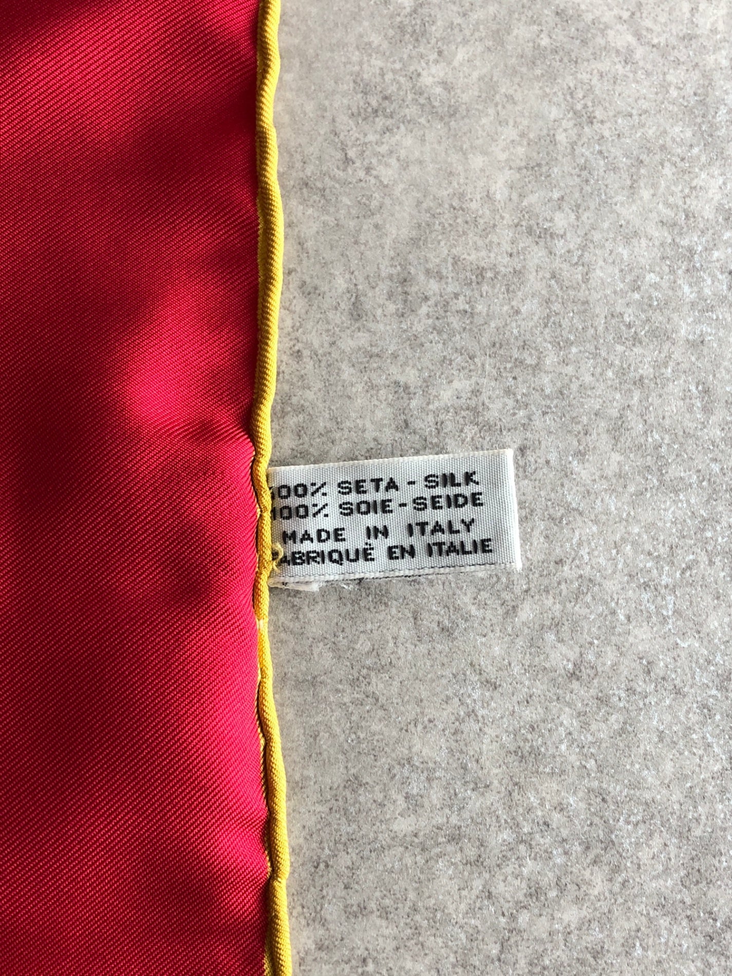 CELINE SILK Scarf Red Vintage mi4b8x