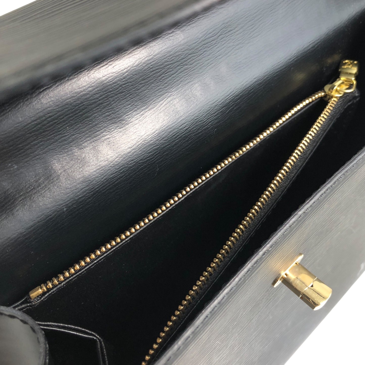 LOUIS VUITTON Epi Turn Lock Handbag Black Vintage u8cniv