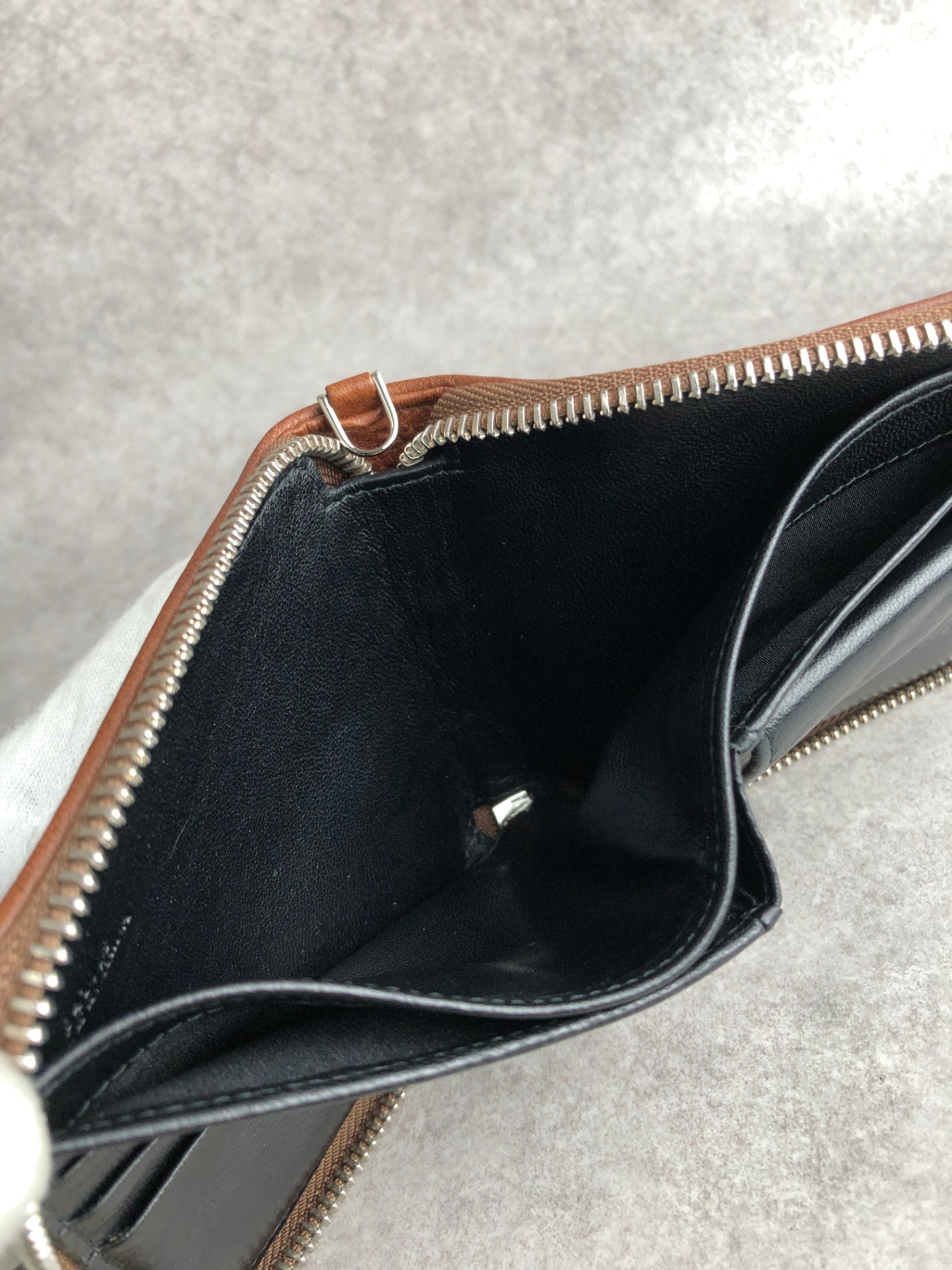 LOEWE Logo Embossed Folded Wallet Brown Vintage 8jjfbt