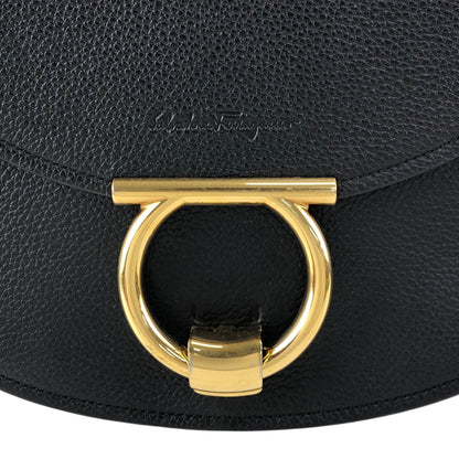 Salvatore Ferragamo Gancini Shoulder bag Black Vintage 3fyg65