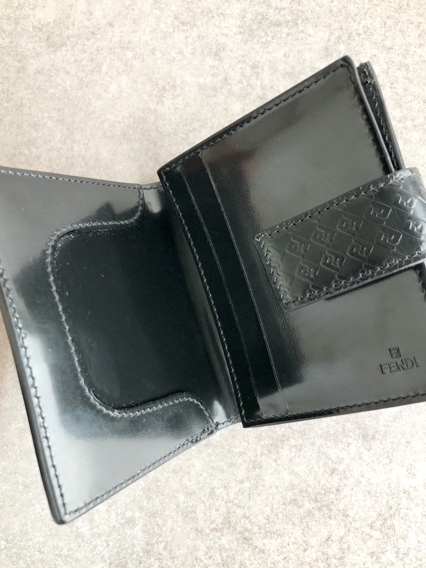 FENDI 折疊卡包 黑色 復古 ux3jin