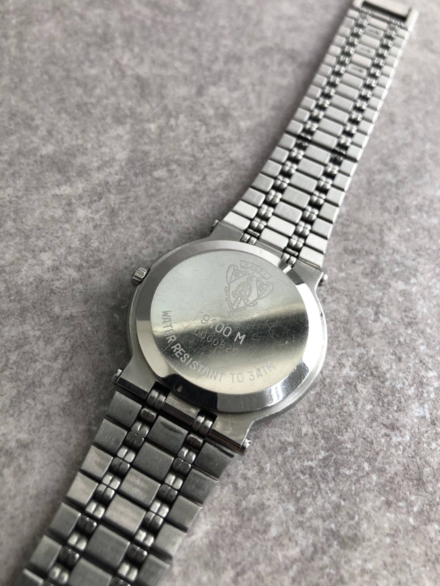 GUCCI Logo Watch Silver 9100M Vintage yp7h4d