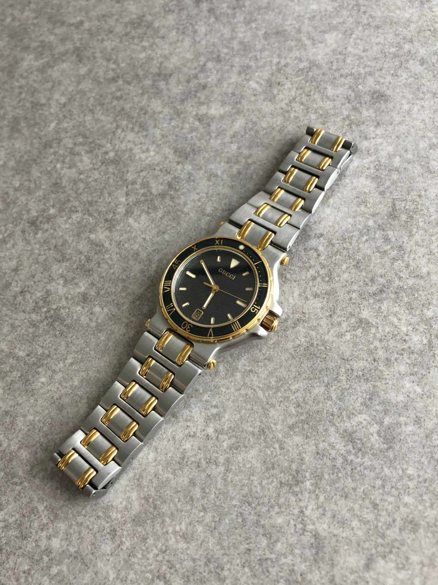 GUCCI Watch Silver×Gold 9700L Vintage vucvja