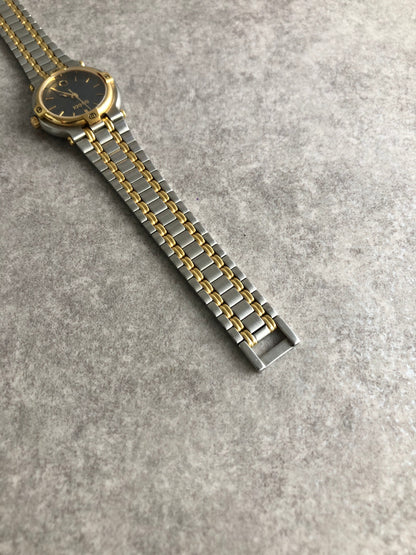 GUCCI Logo Quartz Watch Silver×Gold 9000L Vintage nv7cwc