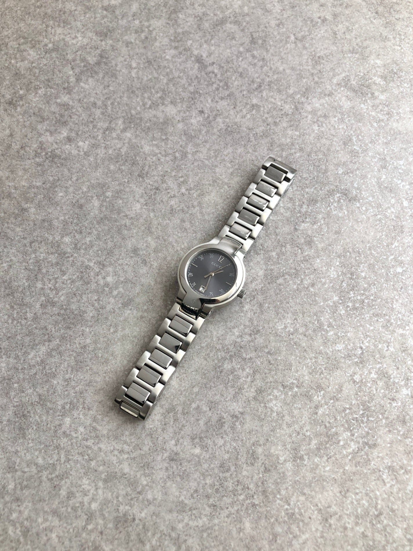 GUCCI Watch Silver×Black 8900L Vintage n8mf5a