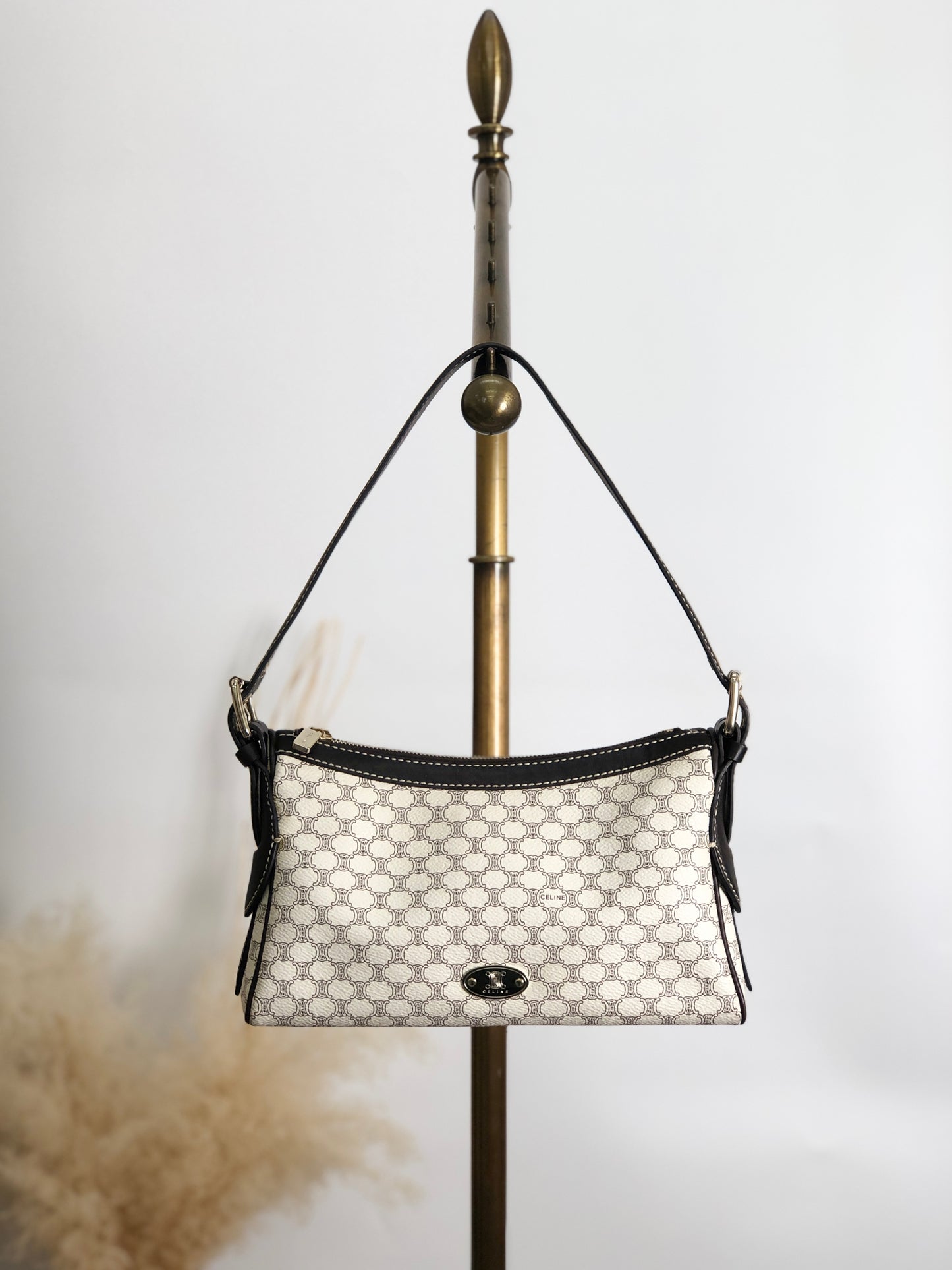 CELINE Macadam Shoulder bag White Vintage s5b6ci