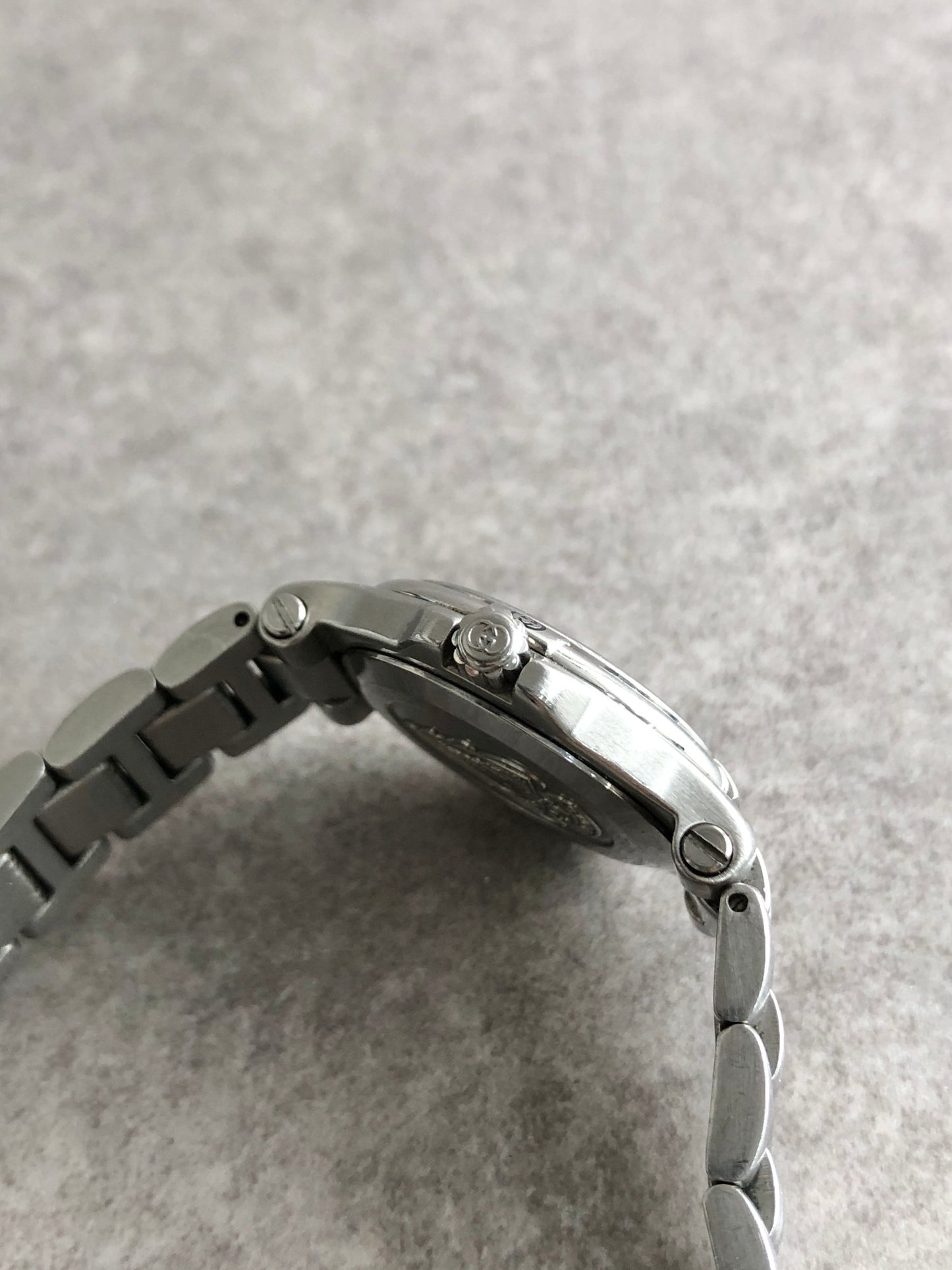 GUCCI GG Watch Silver 9040L Vintage 8xaiw7