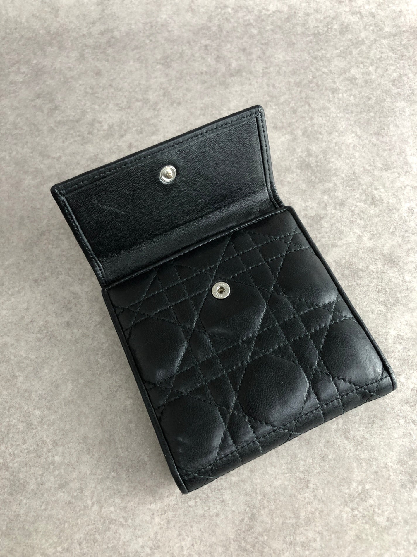 Christian Dior Cannage Logo Charm Trifold Wallet Black Vintage tsk2vs