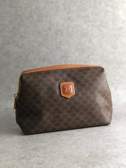CELINE Macadam Blason  PVC Leather Pouch Brown Vintage vnsihf