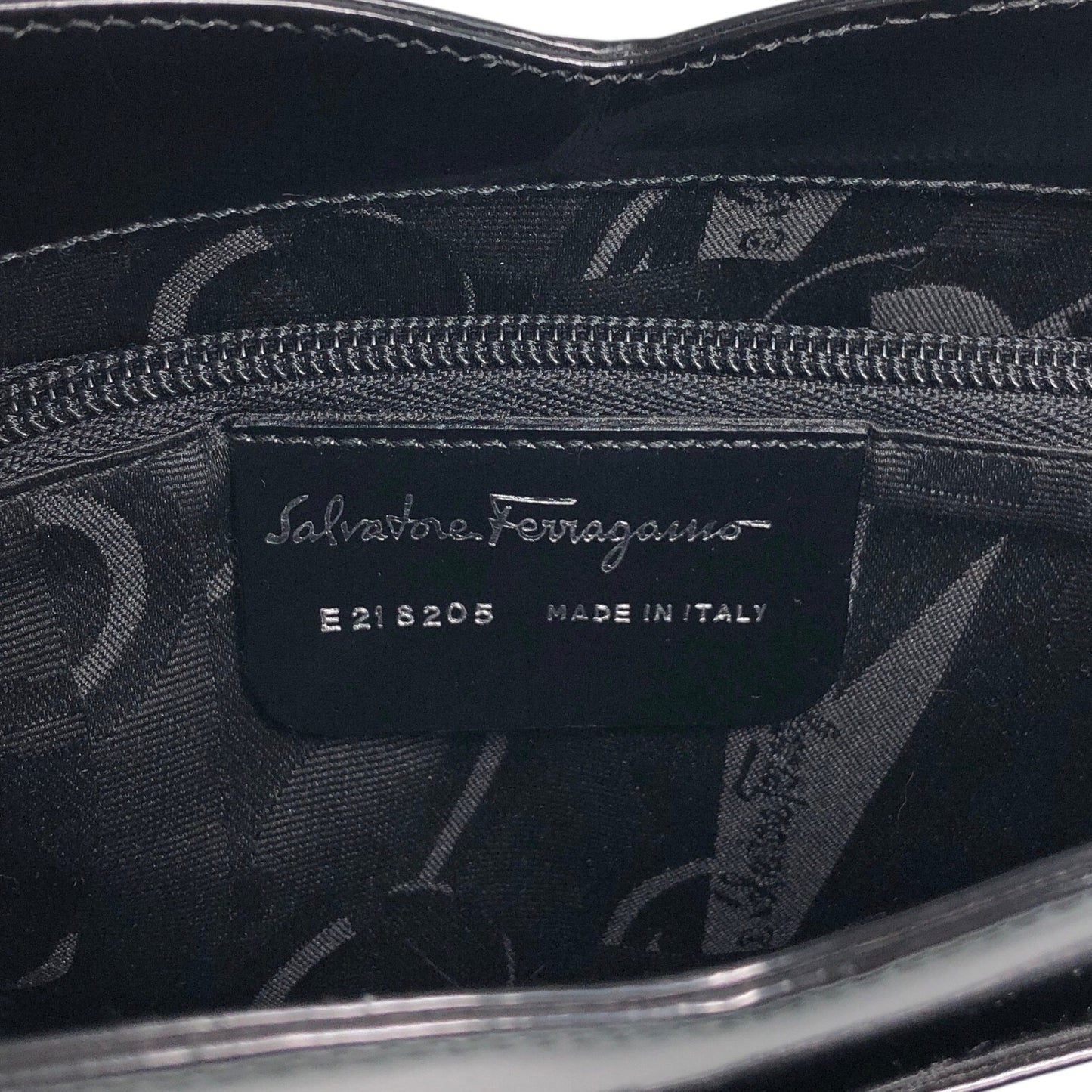 Salvatore Ferragamo Shoulder bag Black Vintage ccacbp