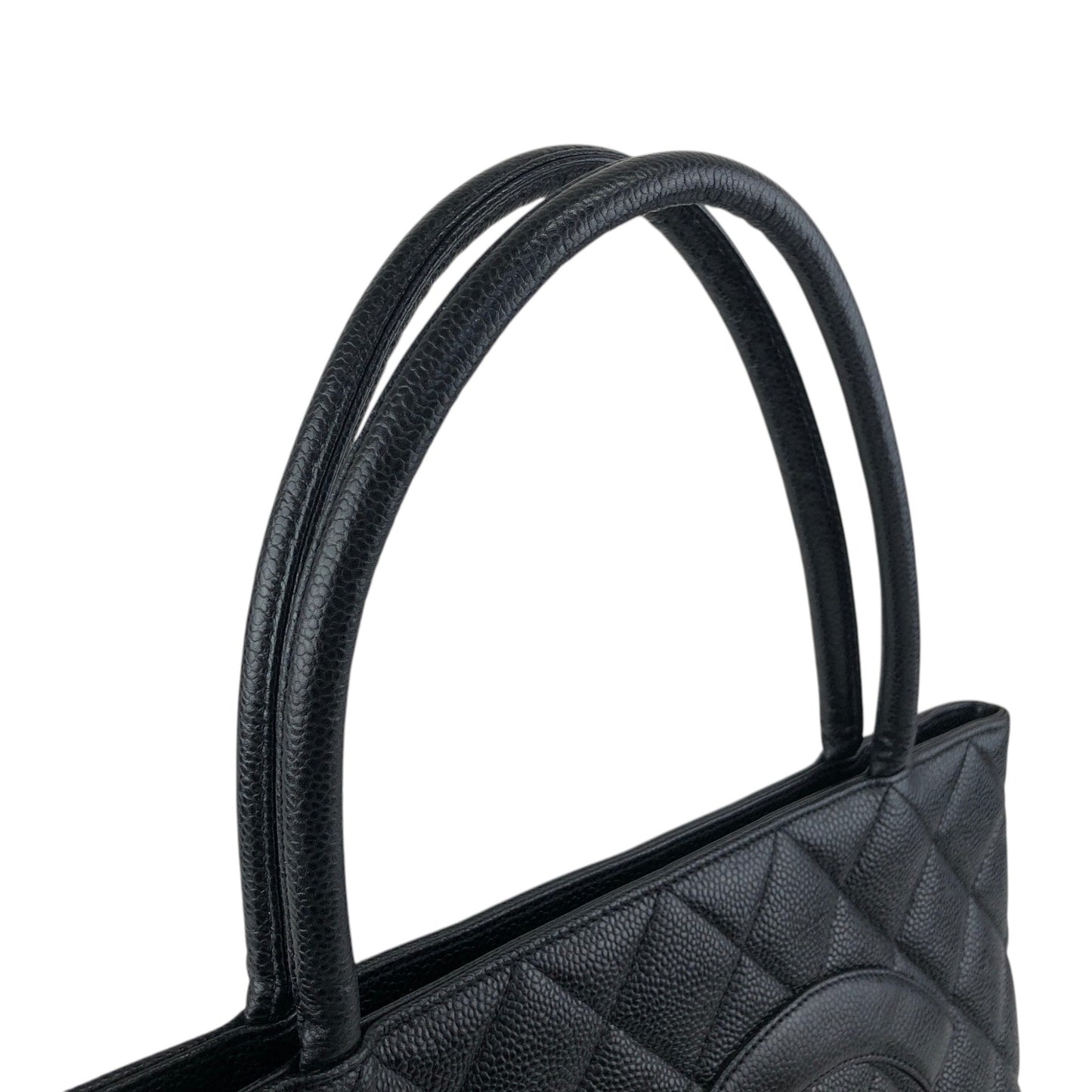 CHANEL Coco Mark Caviar Leather Handbag Black Vintage c6sifv