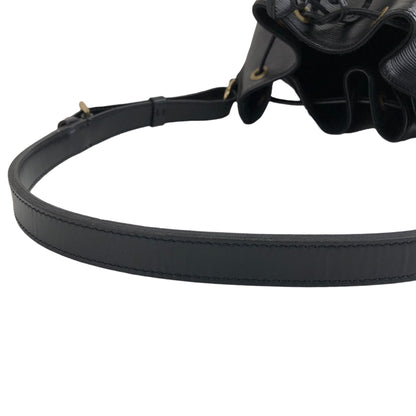 LOUIS VUITTON Epi Drawstring Shoulder bag Black Vintage gh8xjw