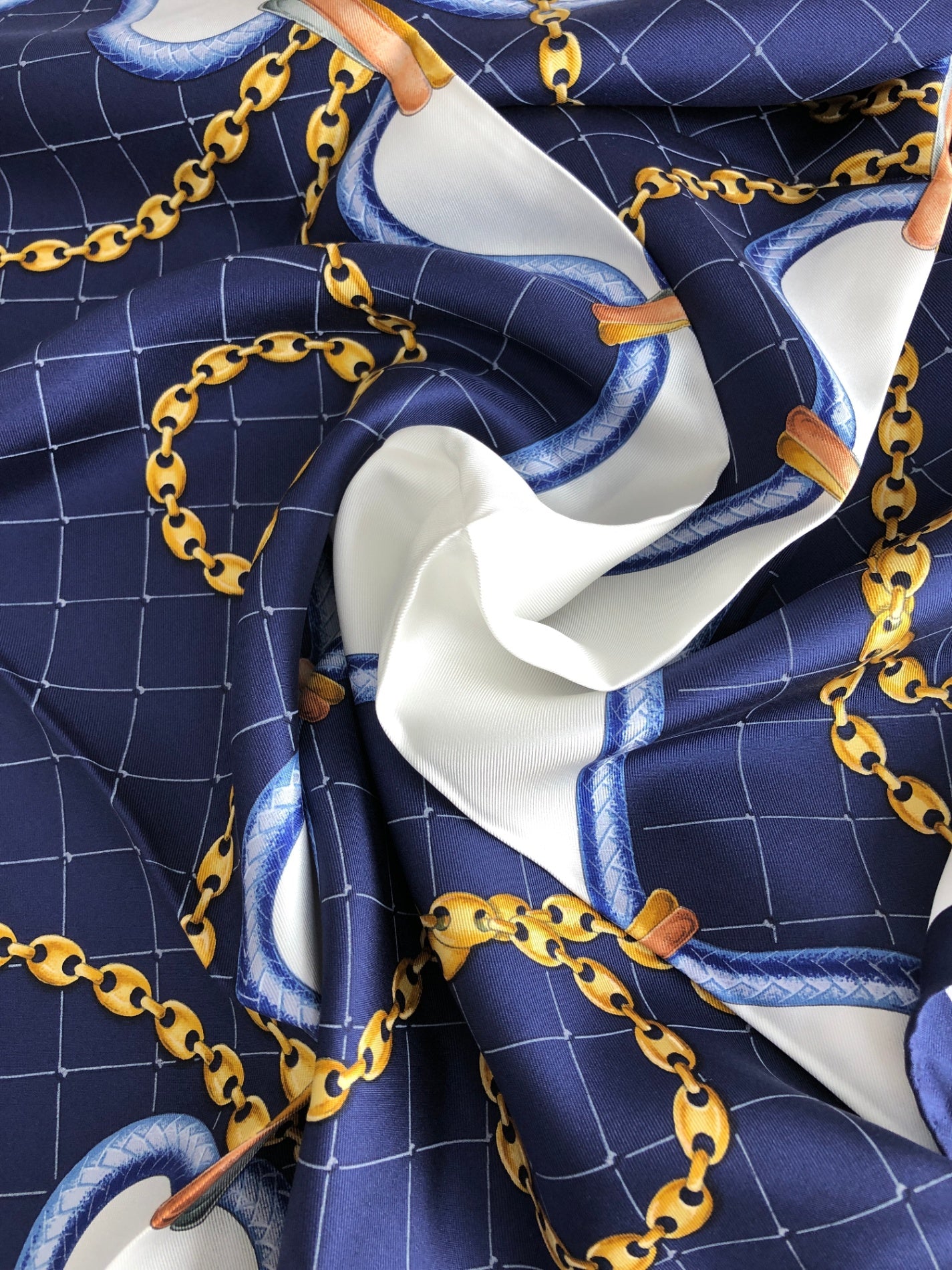 Cartier SILK Scarf Navy Vintage c4tyjs – VintageShop solo