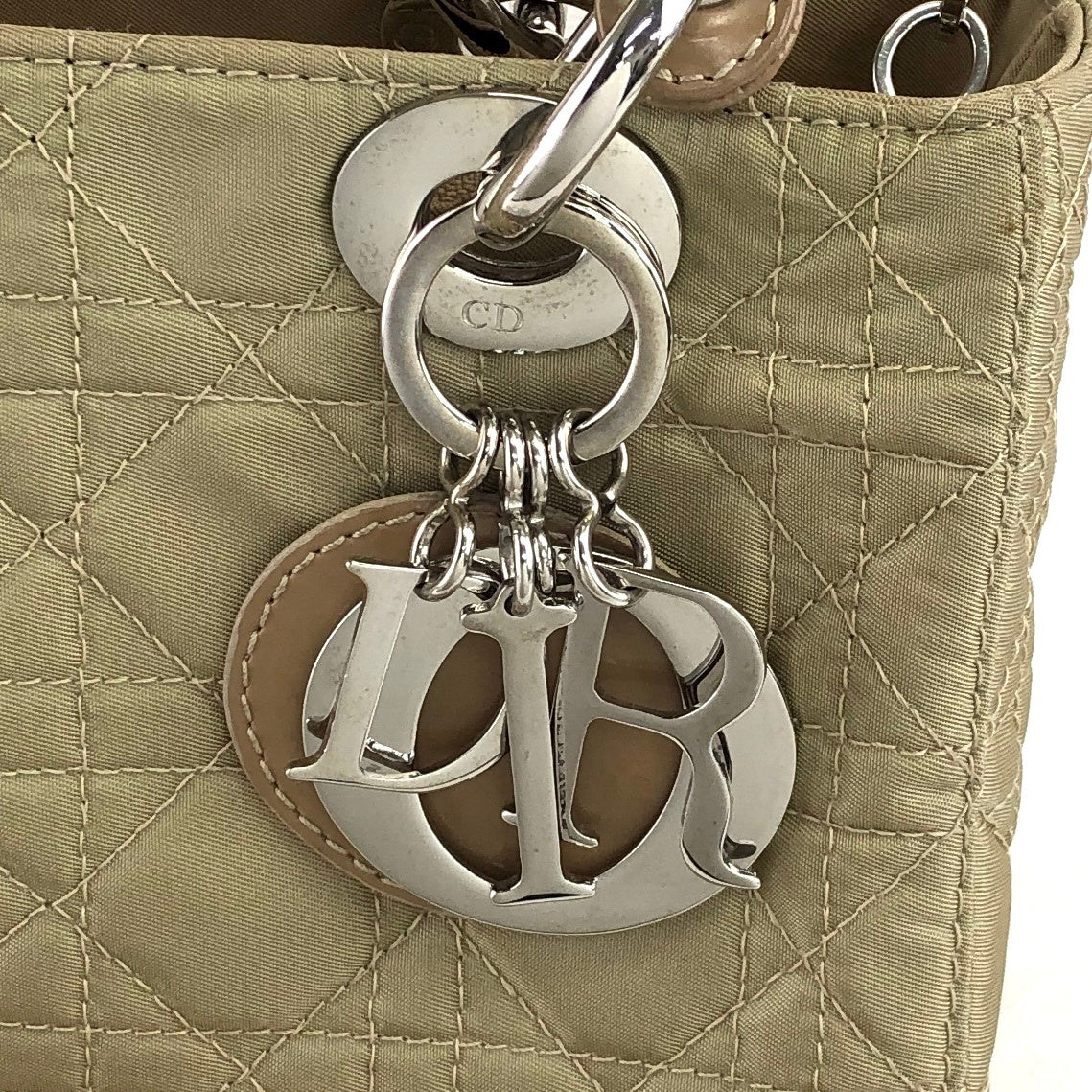 Christian Dior Lady Dior Cannage Logo Charm Handbag Beige Vintage 8h86ku