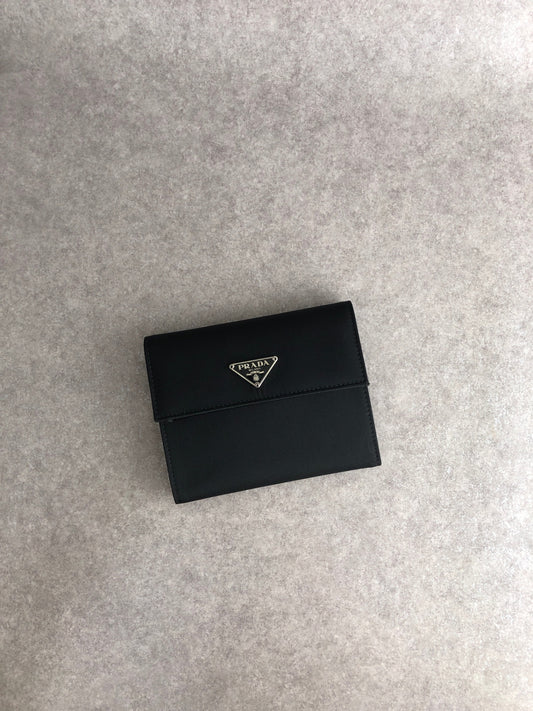 PRADA Tessuto Triangle Logo Trifold Wallet Black Vintage 8t6r3e