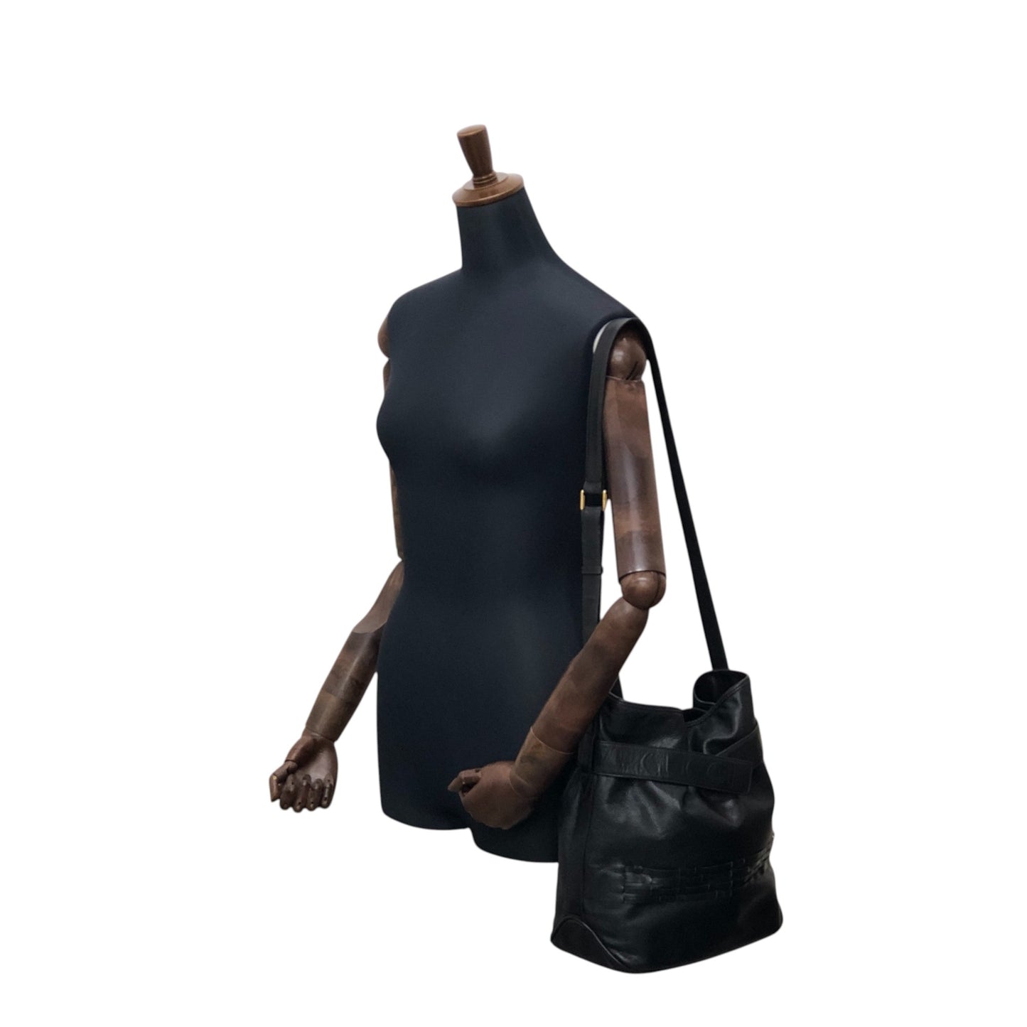 GUCCI Logo Embossed Shoulder bag Black Vintage aga2sh