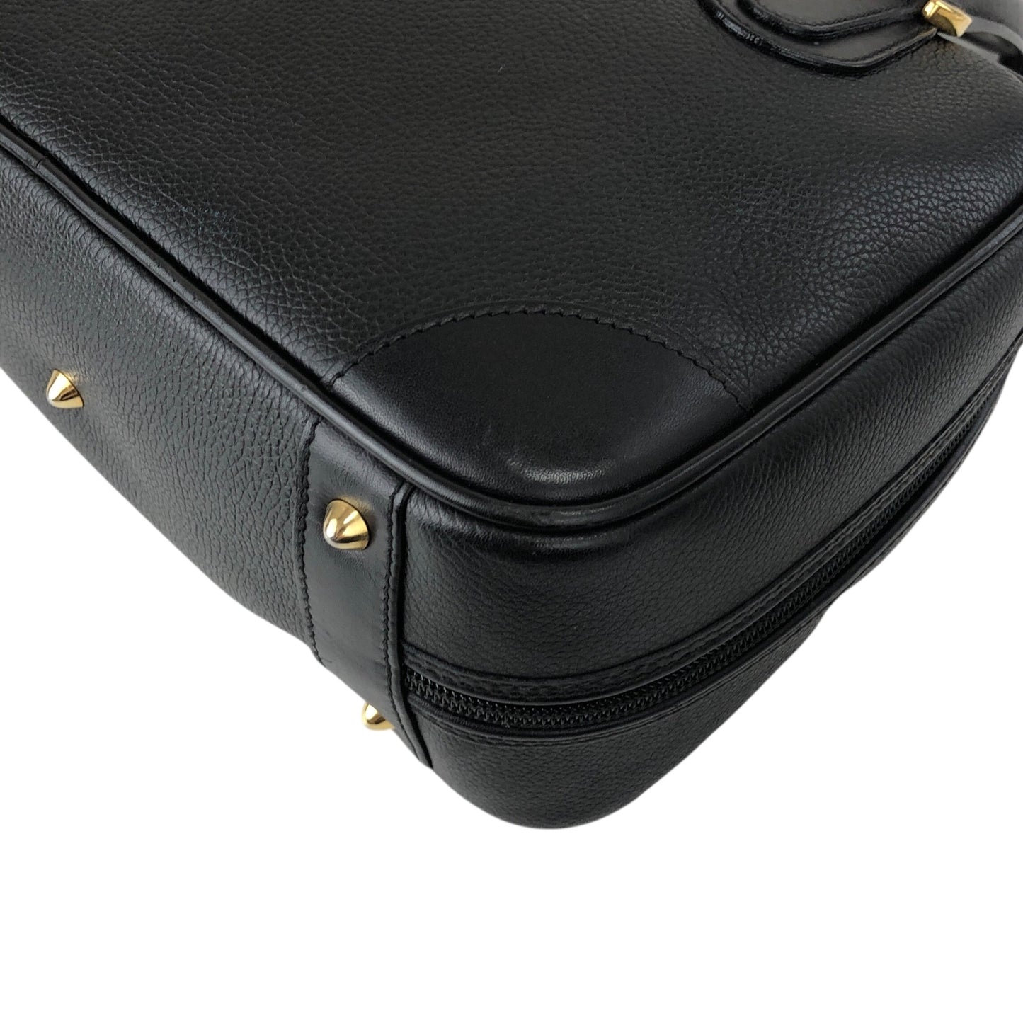 GUCCI Logo Embossed Handbag Black Vintage anpyxi