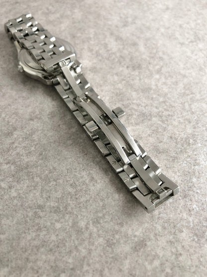 GUCCI Logo Quartz Watch Silver 5500L Vintage wbu438