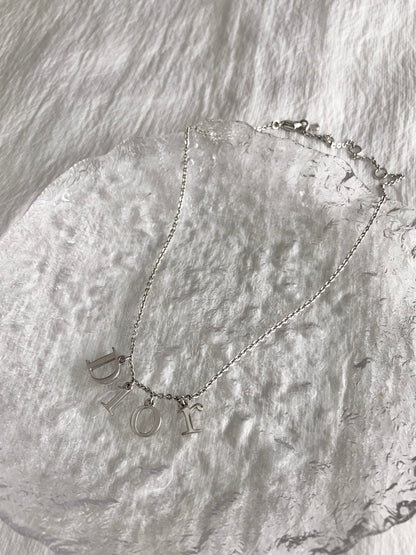 Christian Dior Logo Charm Necklace Silver Vintage fpf7en