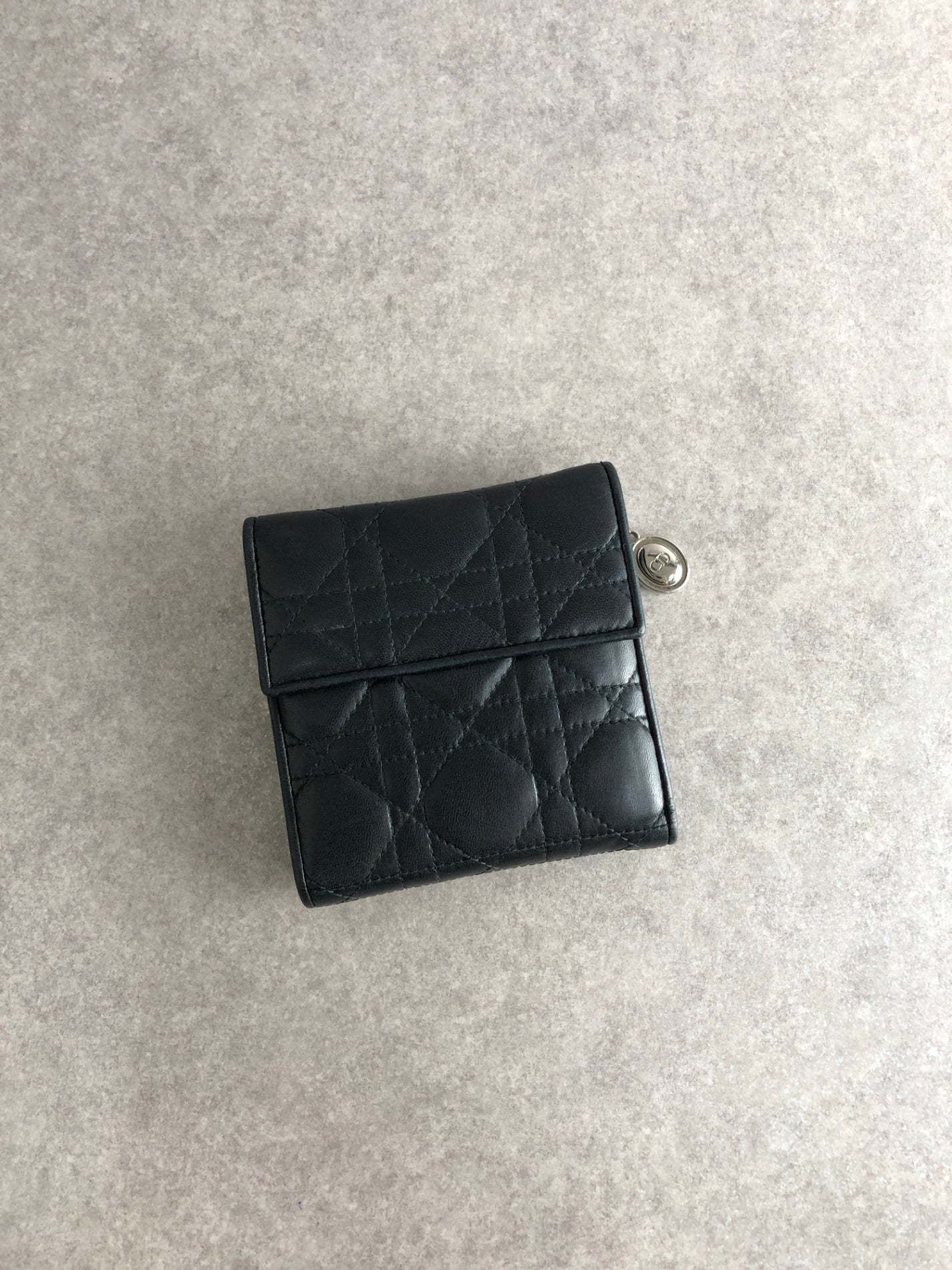 Christian Dior Cannage Logo Charm Trifold Wallet Black Vintage tsk2vs