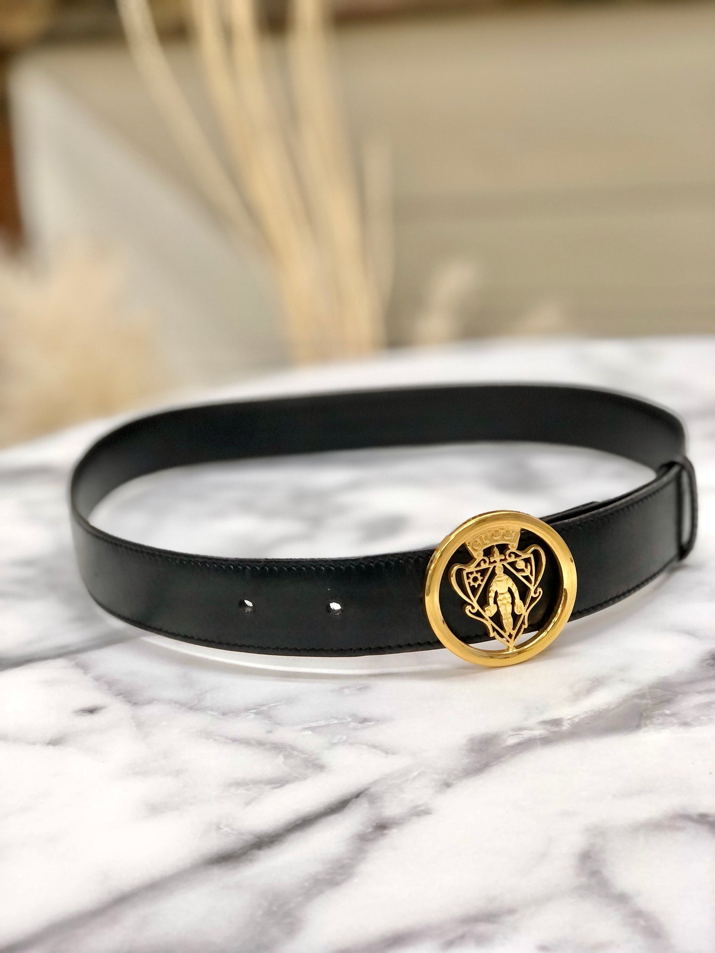 GUCCI Crest Leather Belt Black Vintage 68evbe